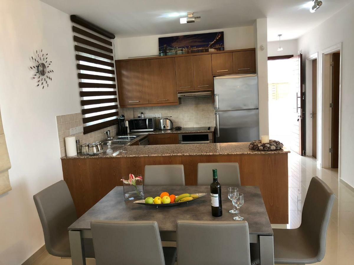 Marina View Villa 11 Peyia Exterior photo